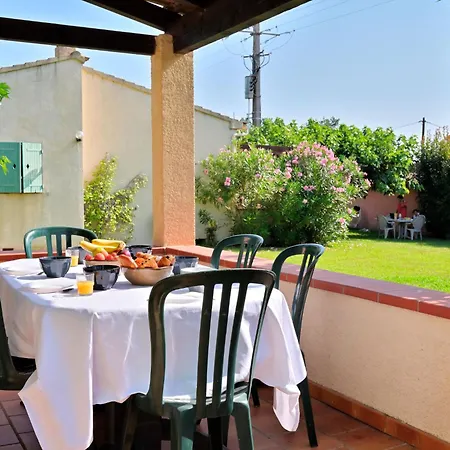 Prázdninový dům Mini 6-8 Personnes By Interhome
